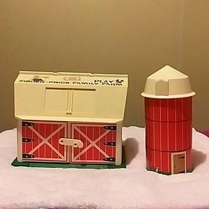 Vintage 1967 Fisher Price play Family Farm WITH SILO